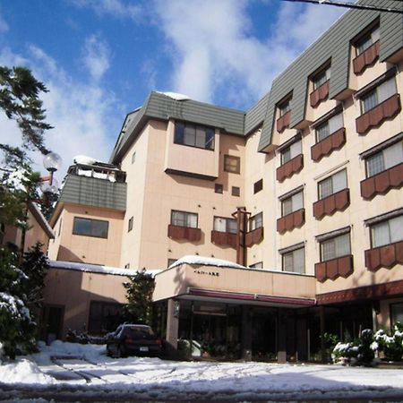 Bergtour Marukita Hotel Hakuba Buitenkant foto