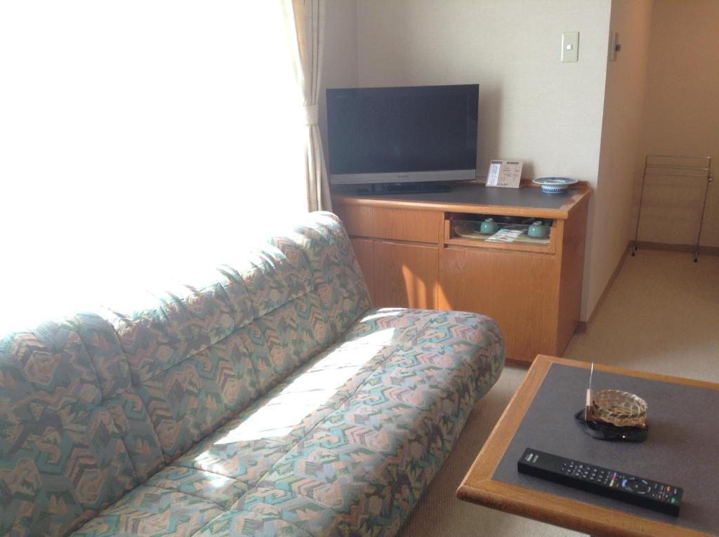 Bergtour Marukita Hotel Hakuba Buitenkant foto